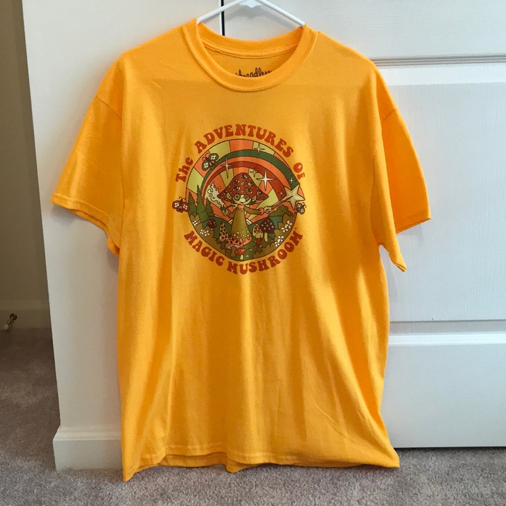 Magic mushroom t-shirt